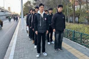 乐欢大锅顿一起